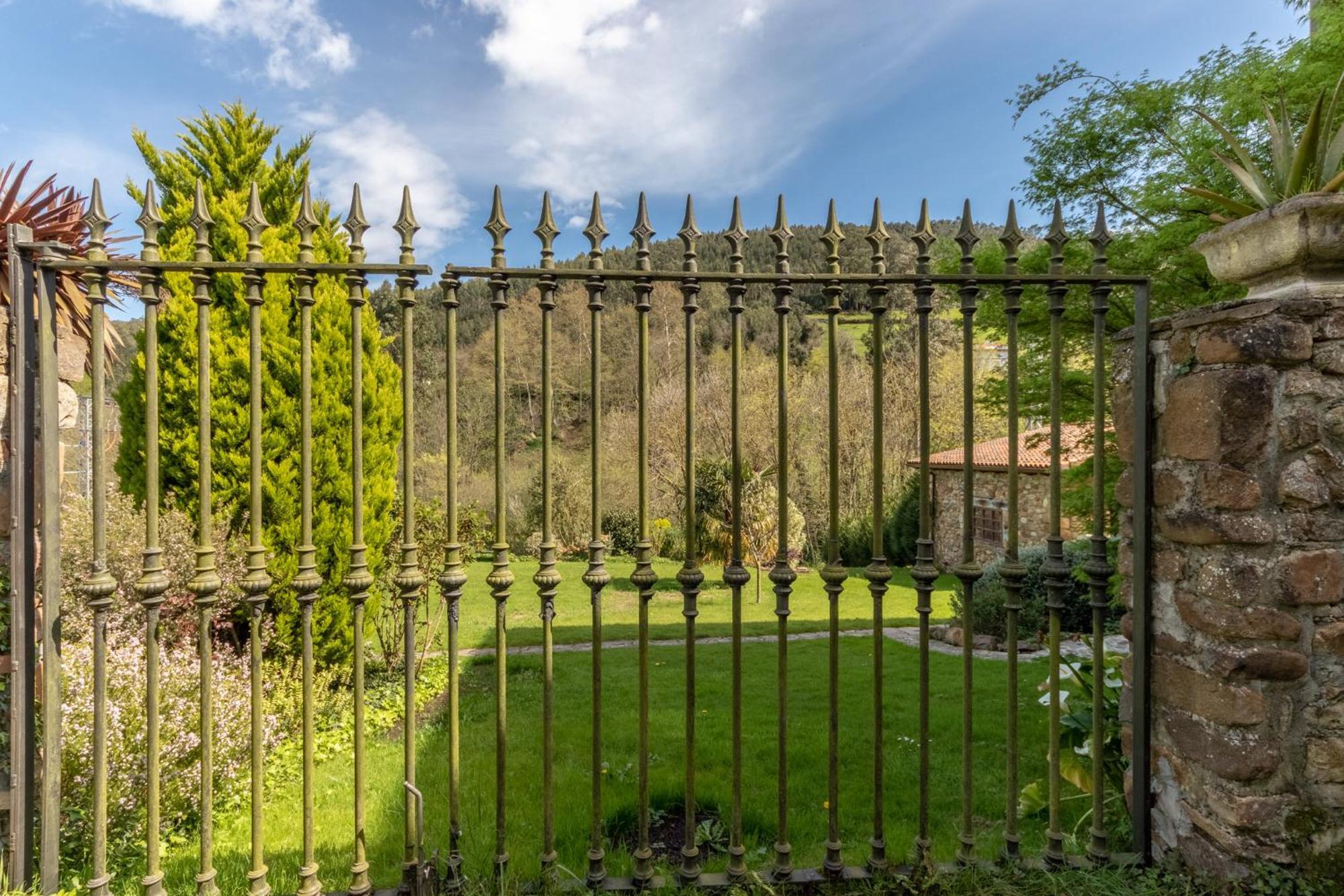 43A Nature With Parking By Aston Rentals Otanes Exterior photo