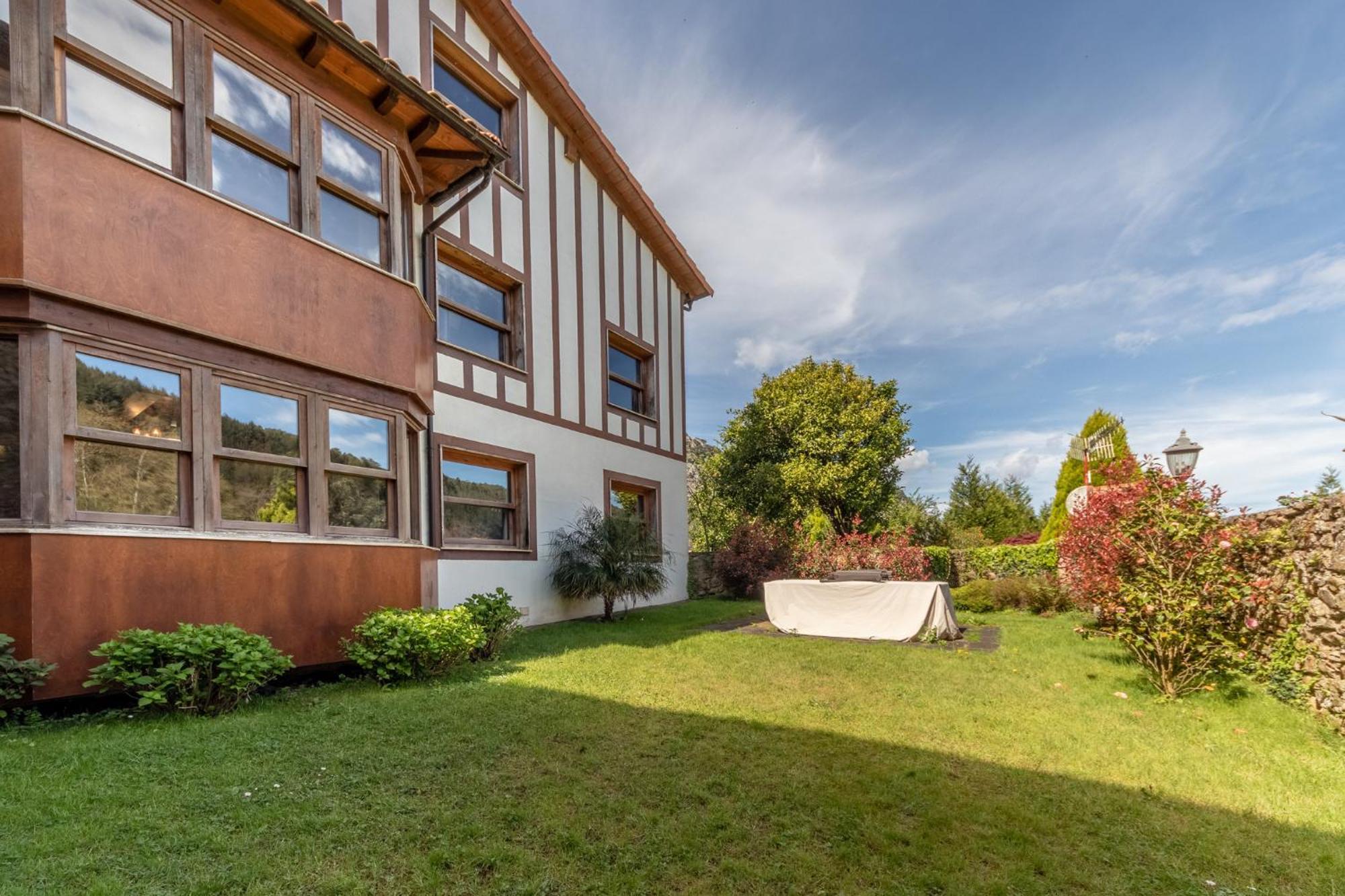 43A Nature With Parking By Aston Rentals Otanes Exterior photo